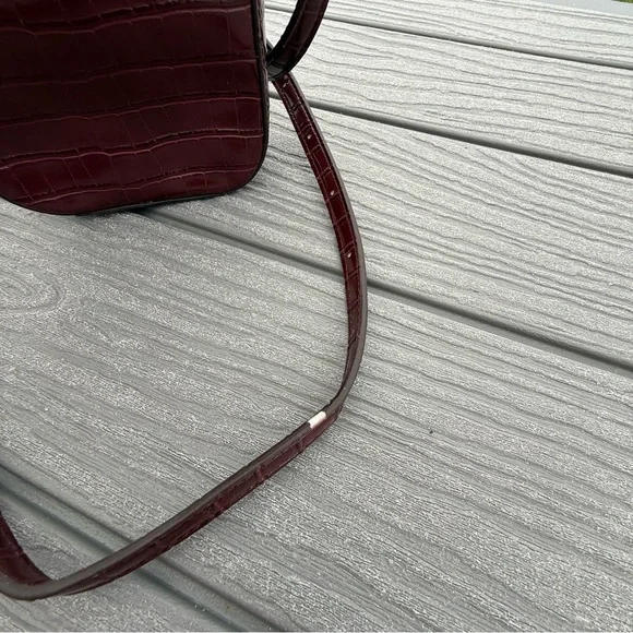 DKNY Rasberry "Cleo NS Phone" embossed Charm Clasp Small crossbody purse - Picture 6 of 14